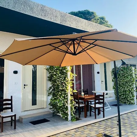 Prázdninový dům Holiday Cabins Vlore Vlorë