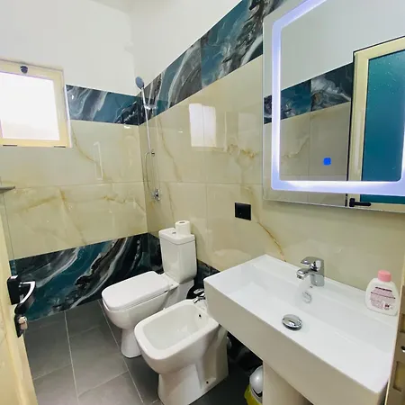 Holiday Cabins Vlore