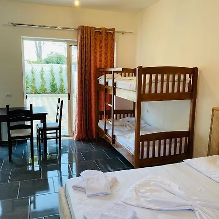 Holiday Cabins Vlore Vlorë