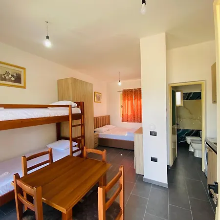 Holiday Cabins Vlore Vlorë
