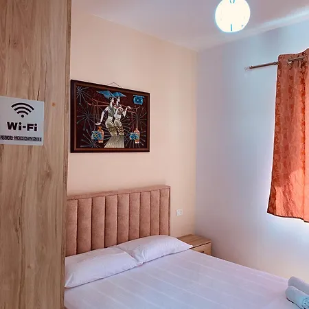 Holiday Cabins Vlore *