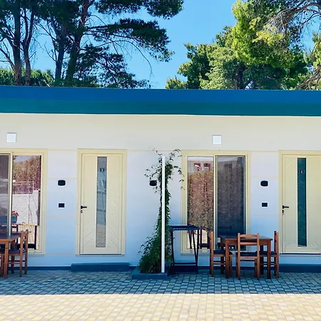 Holiday Cabins Vlore Feriehus *